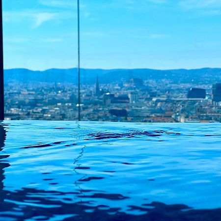 Panorama Sky Apartment I Rooftop Pool I Metro Station เวียนนา ภายนอก รูปภาพ