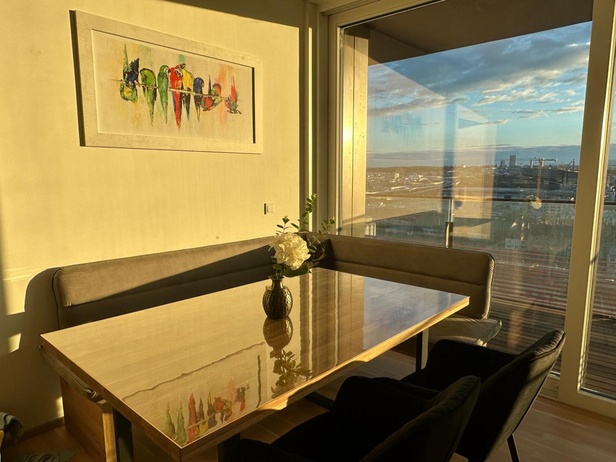 Panorama Sky Apartment I Rooftop Pool I Metro Station เวียนนา ภายนอก รูปภาพ